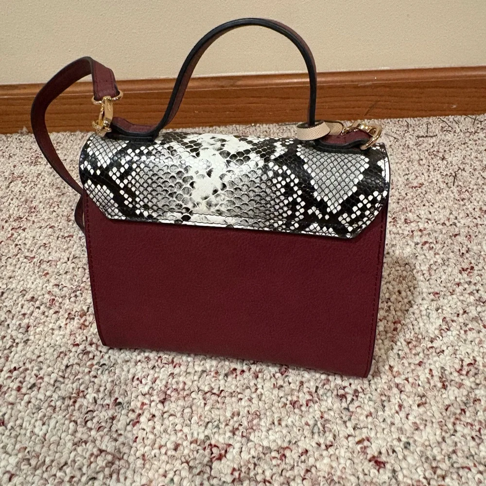 Cutest Fall Burgundy and Snake Print Women's Bag - Picture 11 of 11